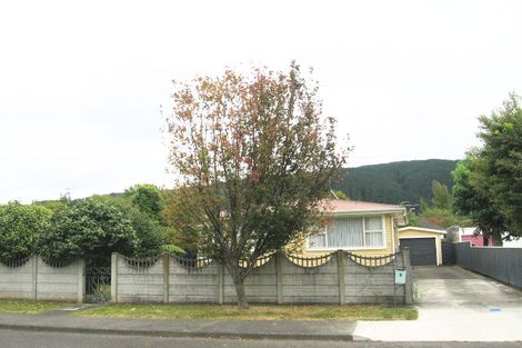 Photo of property in 3 Matuku Street, Heretaunga, Upper Hutt, 5018