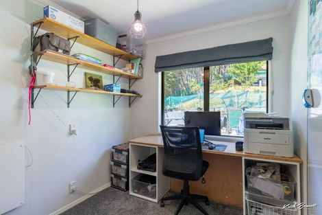 Photo of property in 243 Katherine Mansfield Drive, Whitemans Valley, Upper Hutt, 5371