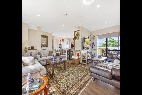 Photo of property in 1 Ashland Place, Weymouth, Auckland, 2103
