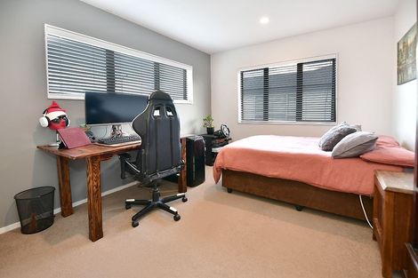 Photo of property in 46 Harvest Avenue, Orewa, 0931