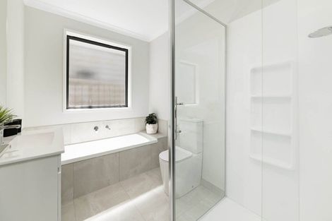 Photo of property in 3 Ropata Te Ao Way, Otaki, 5512