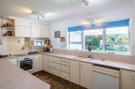 Photo of property in 14 Rata Road, Raumati Beach, Paraparaumu, 5032