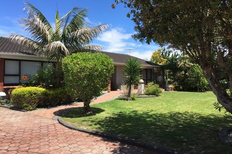 Photo of property in 36 Maugham Drive, Bucklands Beach, Auckland, 2014