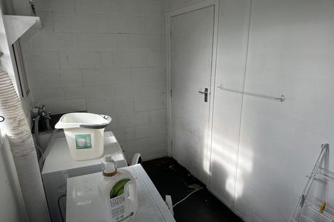 Photo of property in 1/663 Te Atatu Road, Te Atatu Peninsula, Auckland, 0610