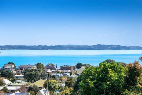 Photo of property in 954a Whangaparaoa Road, Manly, 0930