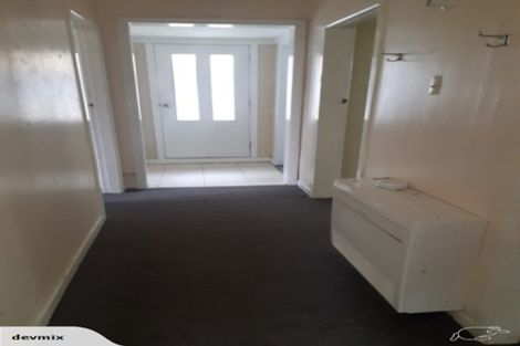 Photo of property in 71 Mitchell Street, Brooklyn, Wellington, 6021