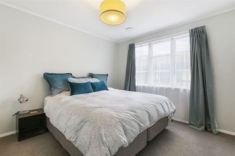 Photo of property in 1/10 Gladfield Lane, Te Atatu Peninsula, Auckland, 0610