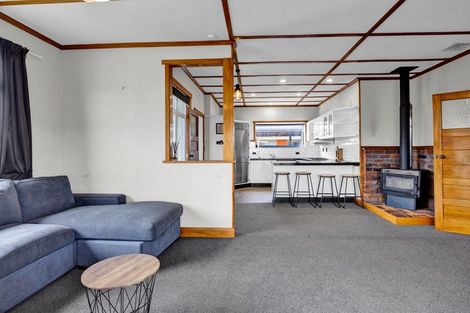 Photo of property in 196 Glover Road, Hawera, 4610