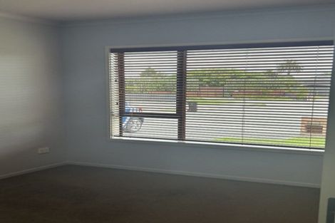 Photo of property in 23 Delta Mews Place, Clive, 4102