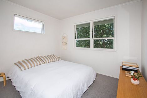 Photo of property in 231c Point Chevalier Road, Point Chevalier, Auckland, 1022