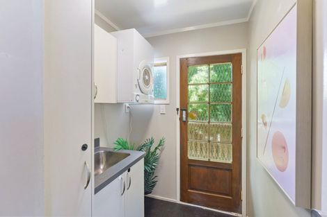 Photo of property in 18 Hicks Crescent, Waikanae Beach, Waikanae, 5036