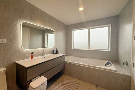 Photo of property in 249 West Hoe Heights, Orewa, 0931