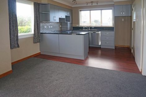 Photo of property in 12 Carron Street, Waverley, Invercargill, 9810