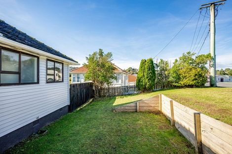 Photo of property in 1a Stephen Street, Tawa, Wellington, 5028