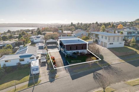 Photo of property in 25 Golders Place, Richmond Heights, Taupo, 3330