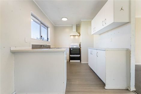 Photo of property in 15 Ranum Road, Papatoetoe, Auckland, 2025