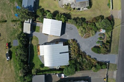 Photo of property in 30 Kent Avenue, Waitarere Beach, Levin, 5510