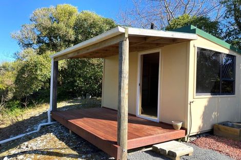 Photo of property in 124 Tasman Street, Karoro, Greymouth, 7805