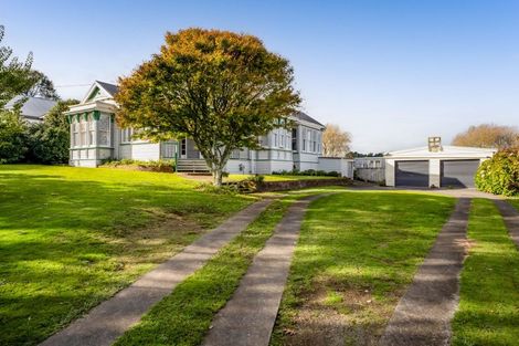 Photo of property in 18 Mills Street, Eltham, 4322