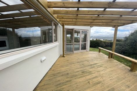 Photo of property in 2 Glengavel Grove, Papakowhai, Porirua, 5024
