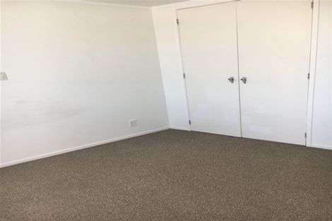 Photo of property in 28 Rena Place, West Harbour, Auckland, 0618