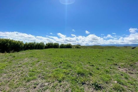 Photo of property in 644 Muhunoa Road West, Ohau, 5570