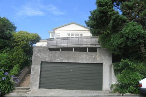 Photo of property in 35 Moana Road, Kelburn, Wellington, 6012