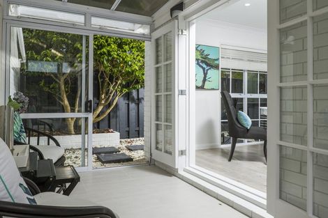 Photo of property in 2/15 Saltburn Road, Milford, Auckland, 0620