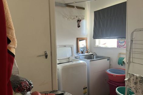 Photo of property in 9 Oteha Valley Road, Northcross, Auckland, 0632