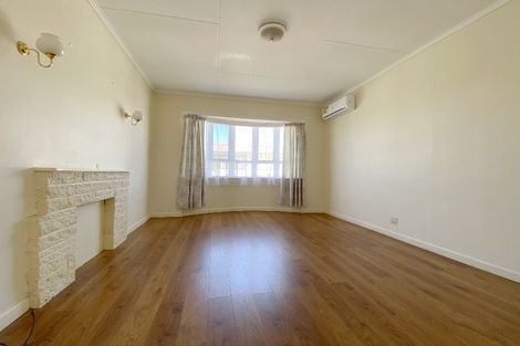 Photo of property in 3/14 Bolton Street, Blockhouse Bay, Auckland, 0600