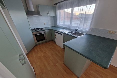 Photo of property in 2/182 Mokoia Road, Chatswood, Auckland, 0626