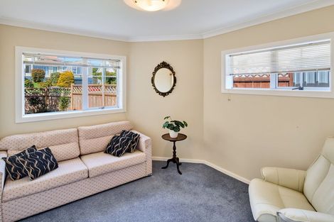 Photo of property in 20a Redwood Avenue, Tawa, Wellington, 5028