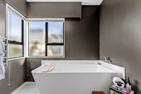 Photo of property in 57 Stanmore Bay Road, Stanmore Bay, Whangaparaoa, 0932