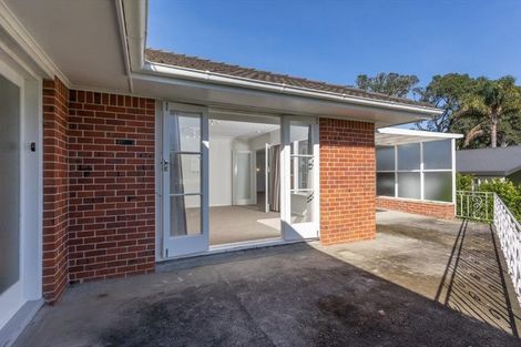 Photo of property in 2 Saratoga Avenue, Herne Bay, Auckland, 1011