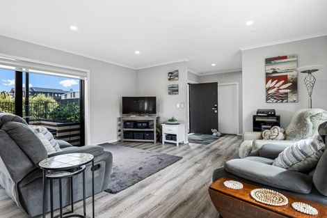 Photo of property in 13/15 Onukutara Place, Huntington, Hamilton, 3281