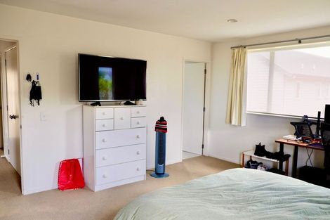 Photo of property in 43 Magma Crescent, Stonefields, Auckland, 1072