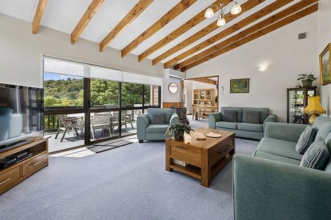 Photo of property in 3 Chichester Drive, Pinehaven, Upper Hutt, 5019