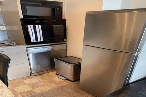 Photo of property in 126 Grafton Road, Roseneath, Wellington, 6011