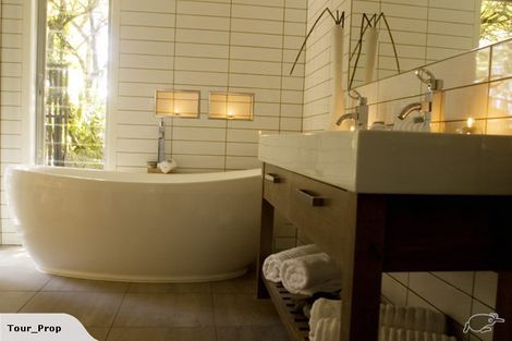 Photo of property in 1/133 Mapara Road, Acacia Bay, Taupo, 3385