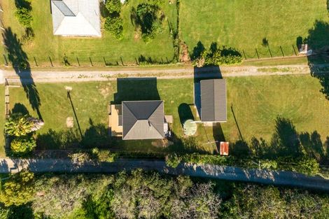 Photo of property in 49 Tauwhareparae Road, Tolaga Bay, 4077