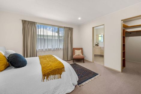 Photo of property in 6 Robertson Street, Glenholme, Rotorua, 3010