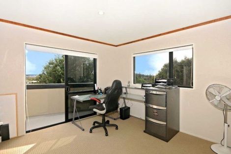 Photo of property in 4 Flaxmere Street, Waikanae Beach, Waikanae, 5036