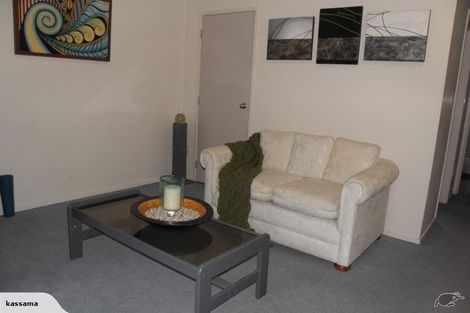 Photo of property in 6/3 The Avenue, Albany, Auckland, 0632