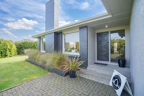 Photo of property in 28 Cruickshank Crescent, Rosedale, Invercargill, 9810