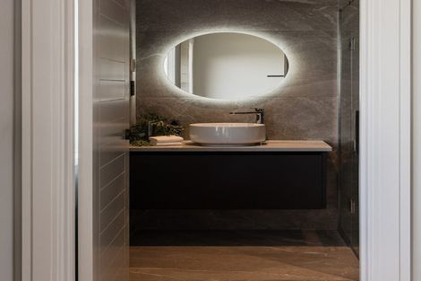 Photo of property in 112 Arran Point Parade, Orewa, 0931