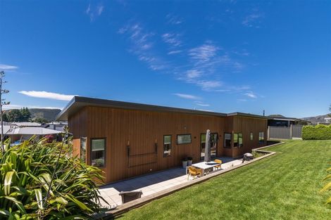 Photo of property in 8 Turnbull Crescent, Wanaka, 9305