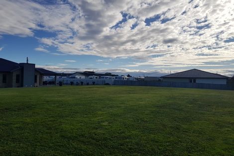 Photo of property in 33 Fisher Place, Lytton West, Gisborne, 4010