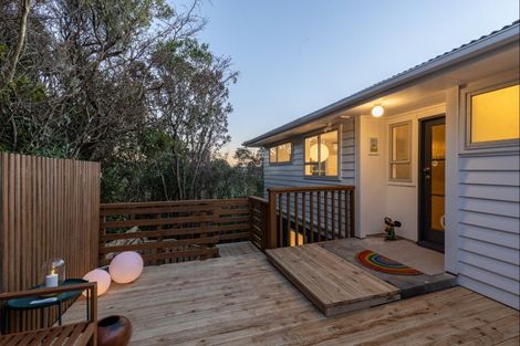 Photo of property in 21b Colchester Crescent, Newlands, Wellington, 6037