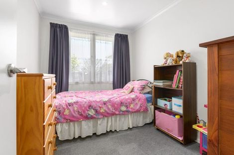 Photo of property in 27 Cotton Street, St Andrews, Hamilton, 3200