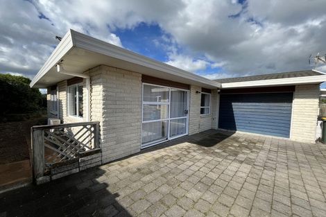 Photo of property in 2/31 Fitzroy Road, Fitzroy, New Plymouth, 4312